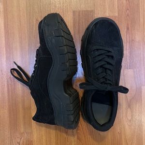 Zara Women’s Black Chunky Sneaker